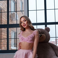 Шлюха Банни 43404