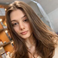 Шлюха Катя 31923 Шлюха Катя 31923